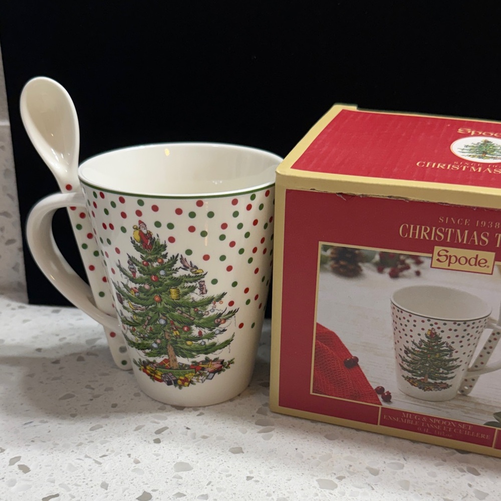 Spode NEW Festive Polka Dot Christmas Mug with Spoon Tea coffee gift tree 14 OZ